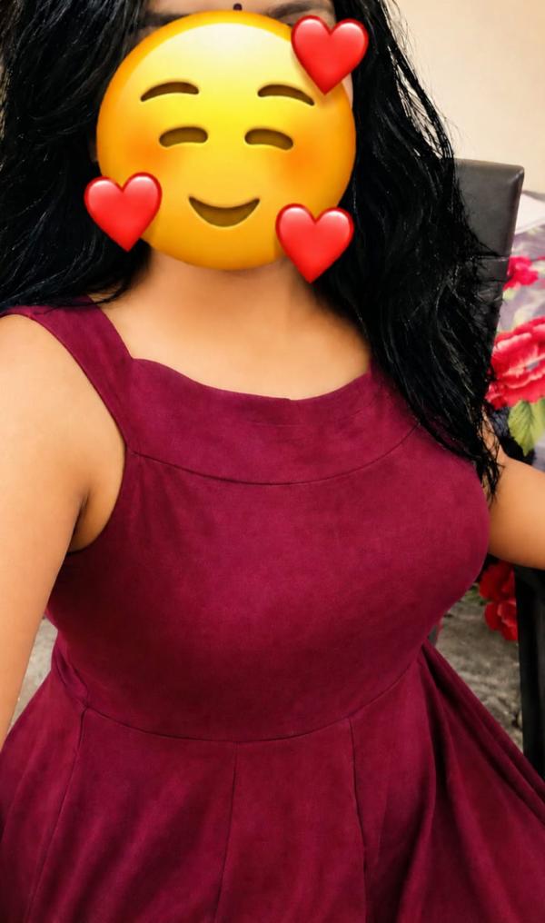 I am wearing this dress 😘 genuine cam show
