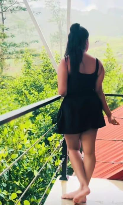 . 🍺DRINKING OK 🍺 🚬 SMOKING OK 🚬 ONE OURS ONE SHOT 5000.00 🌙✨️ FULL NIGHT OK✨️ 🌹TOW OURS TOW SHOT 8000.00😙 🏖️️ROOM එක නොමිලේ 🏝️