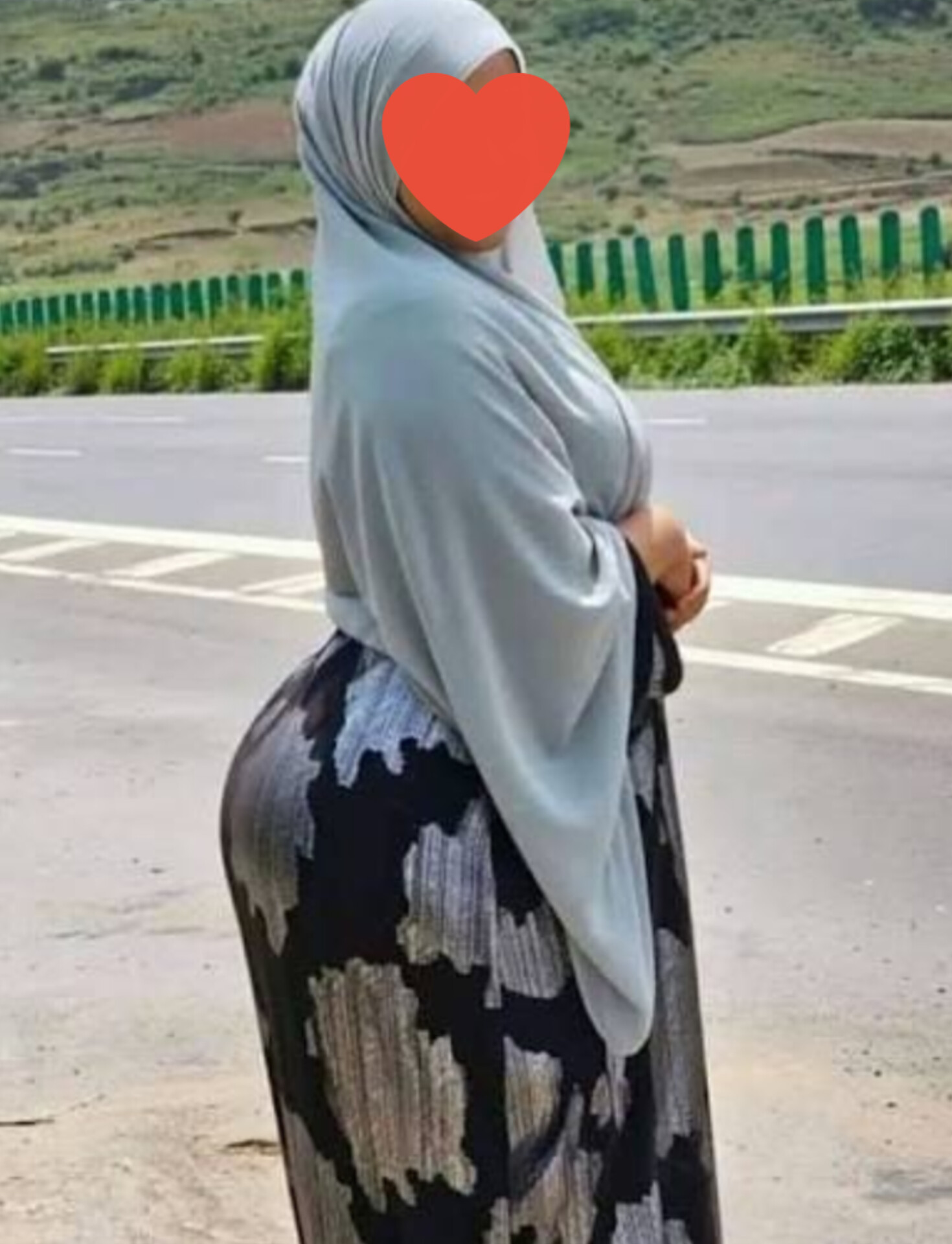 New Muslim girl kollupitiya Rs.5000/=