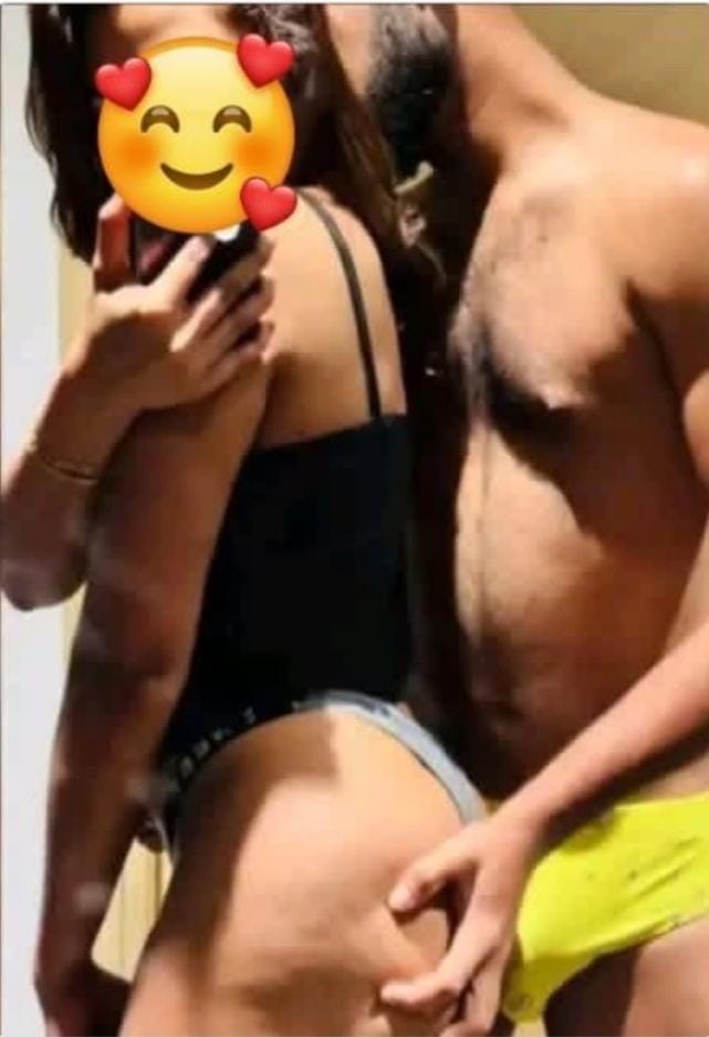 Couple live cam show 🍑