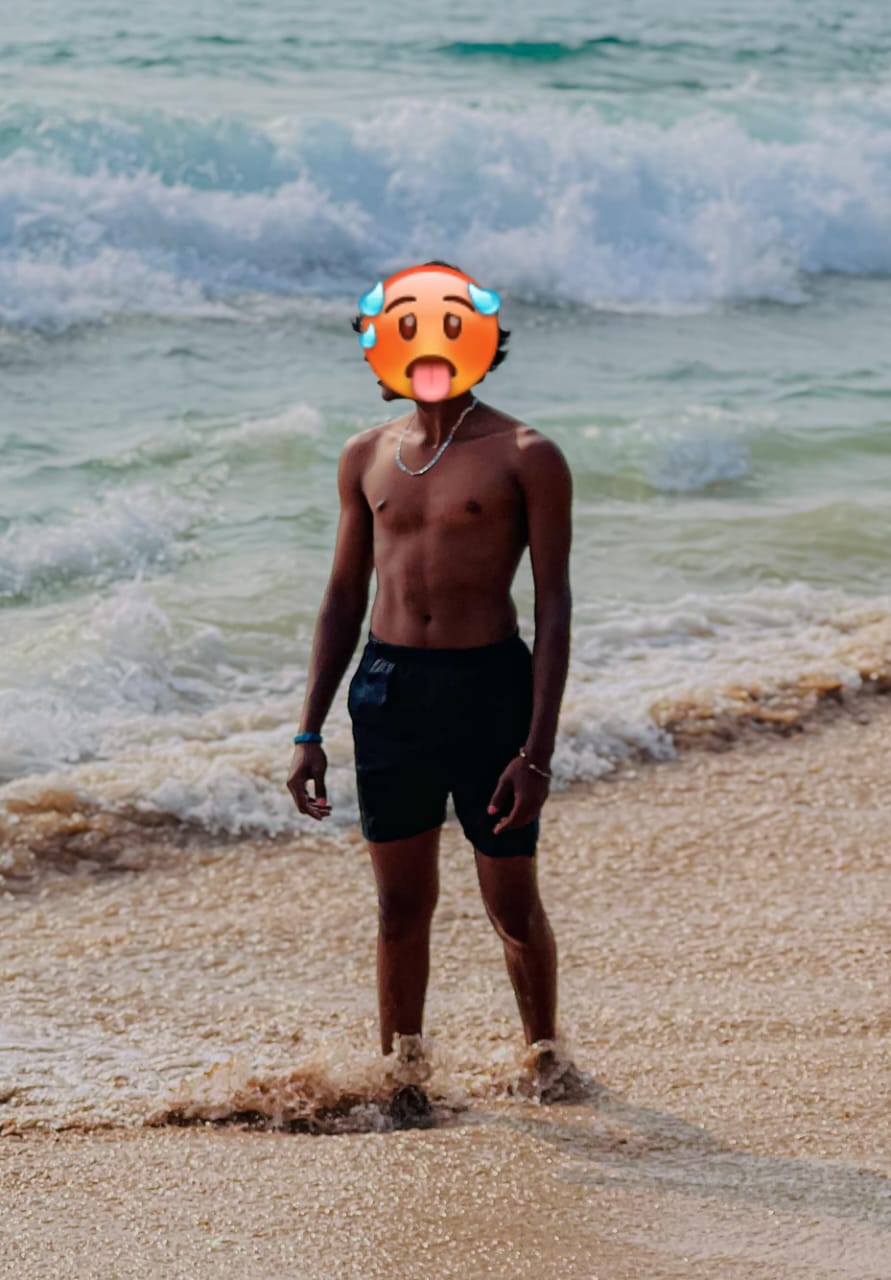 Ladies Only ( පිරිමි කතා කිරීමෙන් වලකින්න )