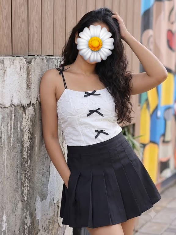 ♥️🥰 Live Cam ✅22 Age girl 👧 Genuine Service 👍🙈