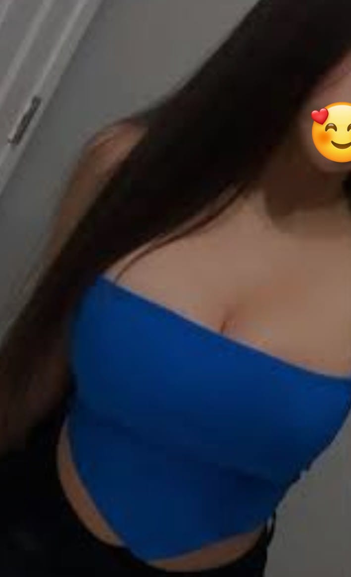 GENUINE LIVE CAM SHOW 🥰