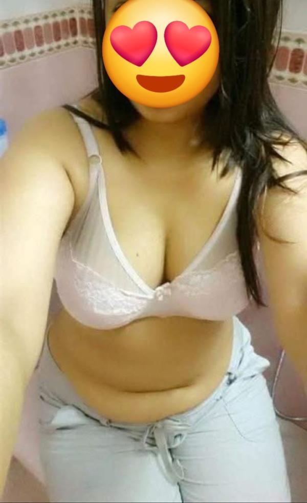 With Face CAM SHOW 🍃🅒🅐🅜 👸😘 දඟකාර විසේකාර online සැපක් ගන්න ද බැලුවේ අද විශේෂයි ඔයාව සතුටු කරන්නම් ඔයා හිතනවාටත් වඩා…🧚‍♂️