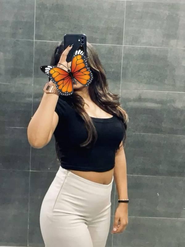 ගෙවන මුදලට සුපිරිම මසාජ් එකක් ගන්න දැන්ම එන්න