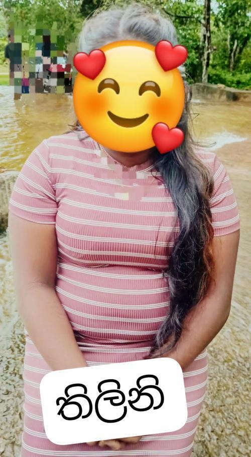 FULL SERVICE CHABBY GIRL 1 ශොට් RS 5500 මගෙ ඇත්ත පොටො එකක් තියෙන්නේ