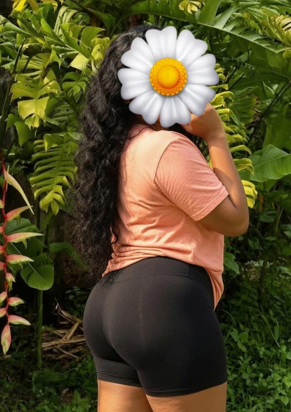 Hot 35 Years Mature Lady 🔥