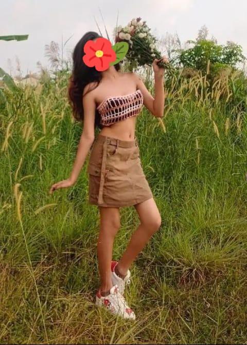 🌹ONE OURS ONE SHOT ❤✨️ 5000.00✨️ONE OURS TWO SHOT 6000.00🌹FULL NIGHT 25 000.00🌹මම තරු ඔබ වෙනුවෙන්මයි.👍🍌☝