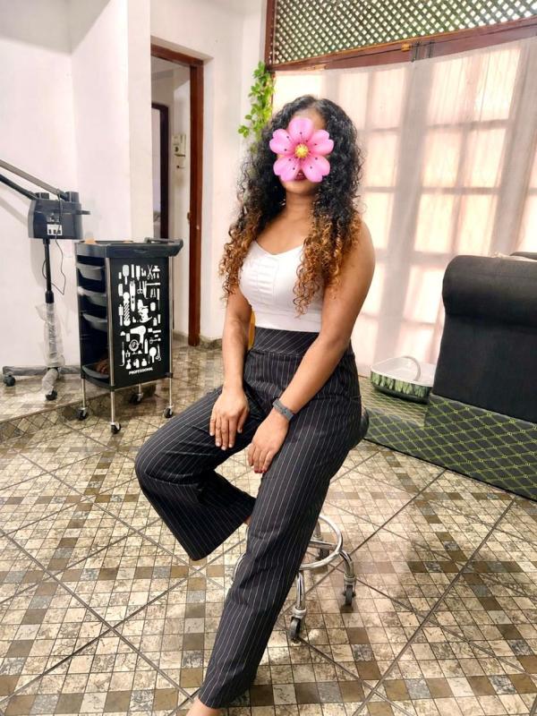 🌷19 years old girl Mount lavinia, Dehiwala 💯 Real photo 6000/= Full service Hi sir im sanju New girl mount lavinia ගල්කිස්ස genuine service (Tamil, English, Sinhala ok) 0743230556