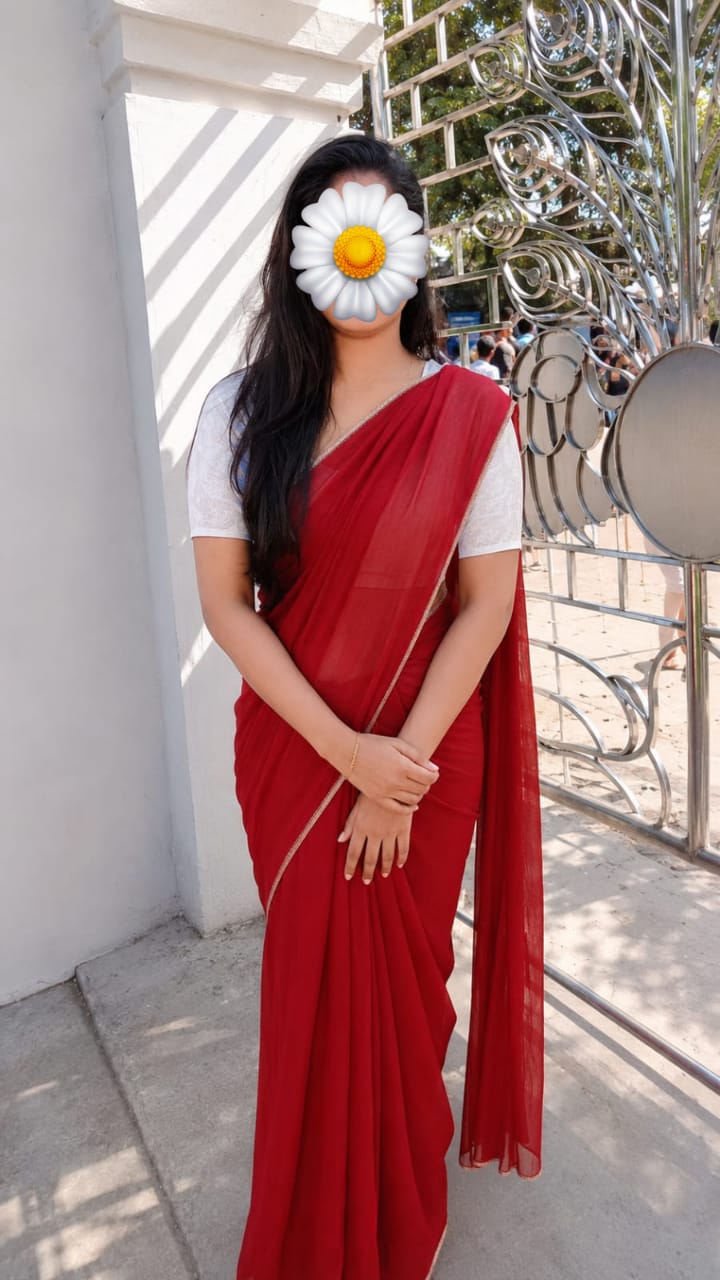 CUTE GIRL FULL SERVICE AT BATHTHRAMULLA