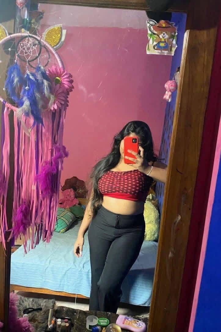 Rs.300/= Beautiful Young Girl VVIP Cam Show Available 💦❤️👑