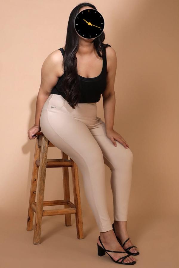 Hot 42 Years Mature Lady – Full Body Massage & More 🔥