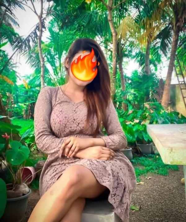 LIVE CAM SHOW WITH TAMIL GIRL👠
