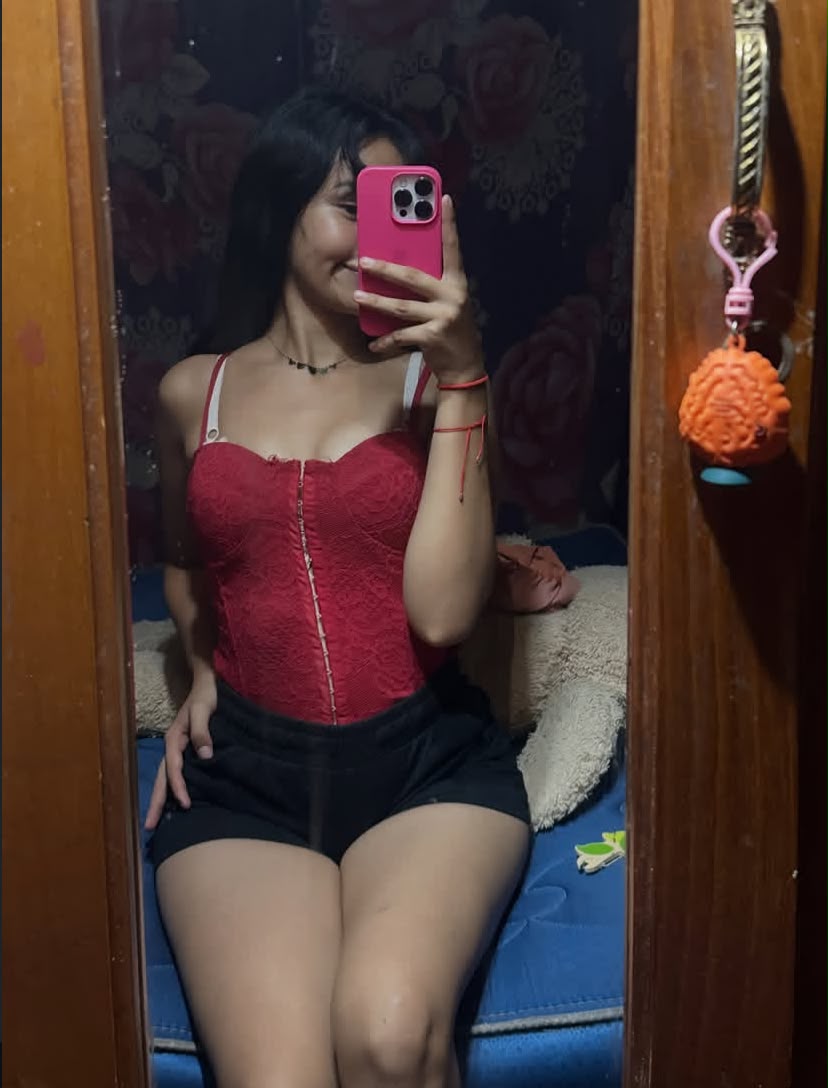 Tamil / Singala English girl 🤍😍