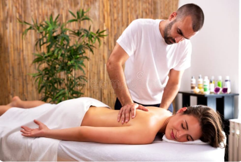 Profesional Ayurwedic Massage treatments 🍃 ආයුර්වේද සම්භාහන සේවය කාන්තාවන් සදහා පමණයි ✅ පිරිමි පුදිගලයින් සහ 🔞 අඩු ගැහැනු ළමුන් ඇමතීමෙන් වලකින්න 🚫
