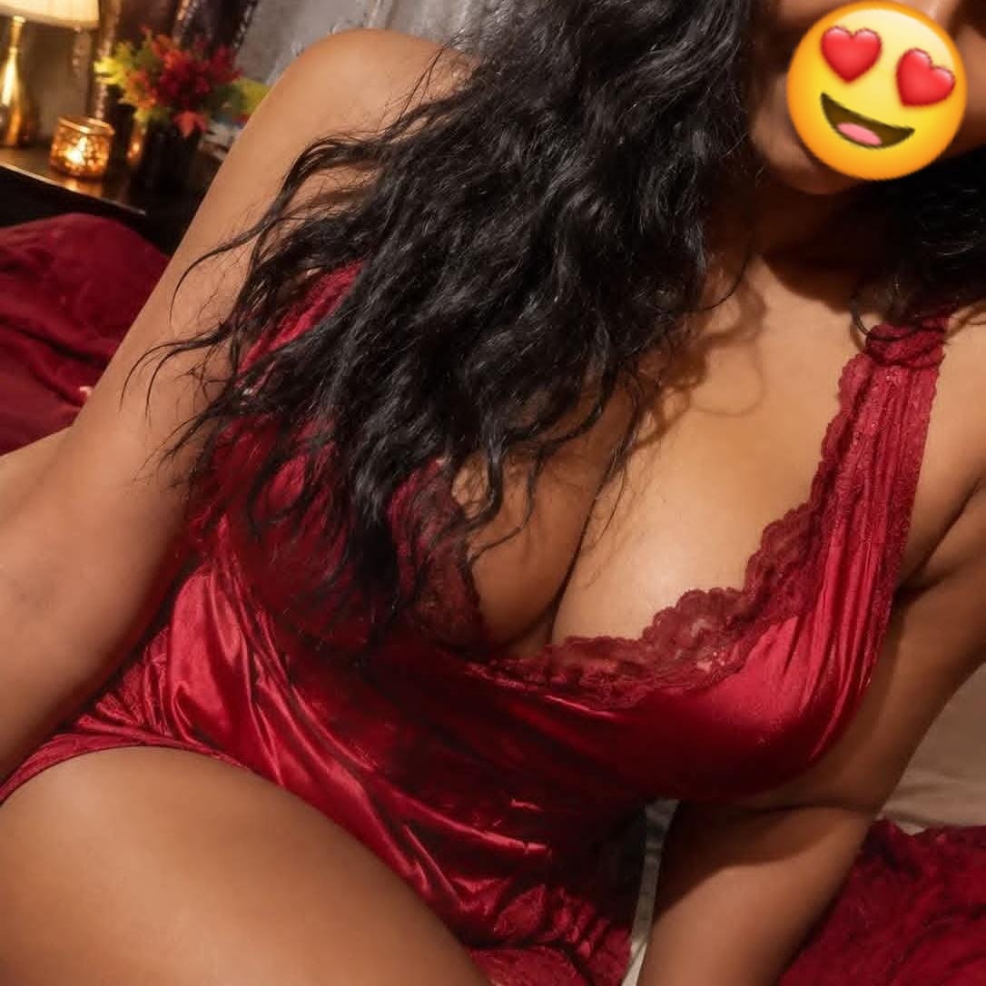 🟢 with face WhatsApp live video call service🥰🎬 Im Tharika 28y hot 🔥💯 girl