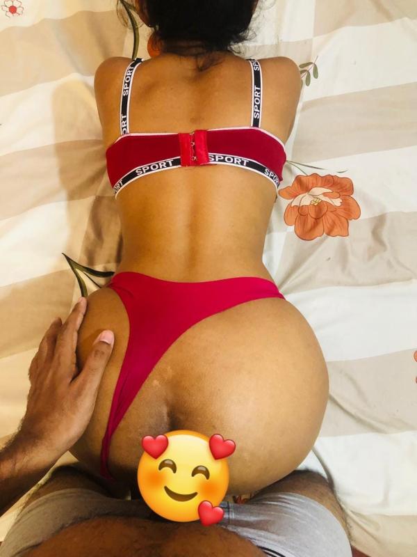 COUPLE LIVE CAM SHOW 🍑
