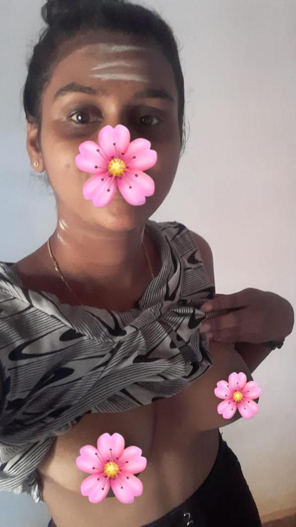 Geniuen white skin girl