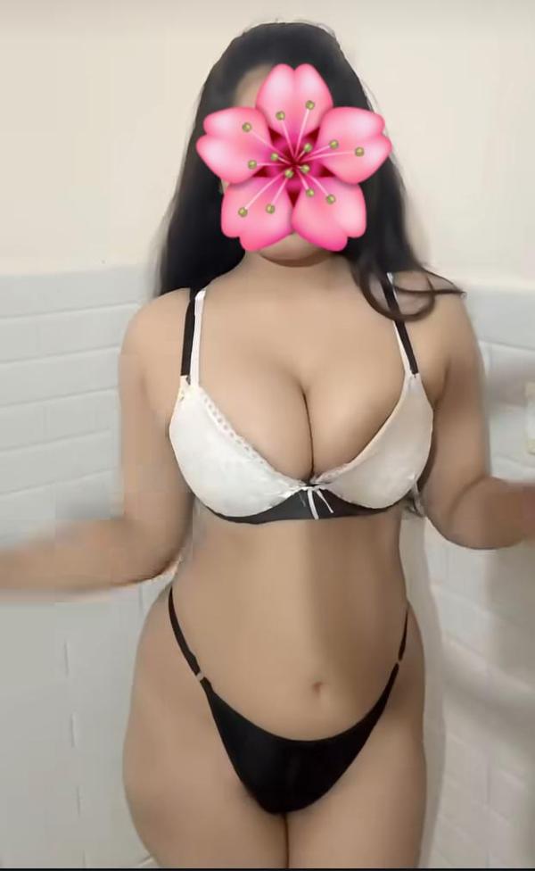 🍼BIG BOOBS WITH FACE OPEN LIVE CAM 🫦 TAMIL & SINHALA 🆗