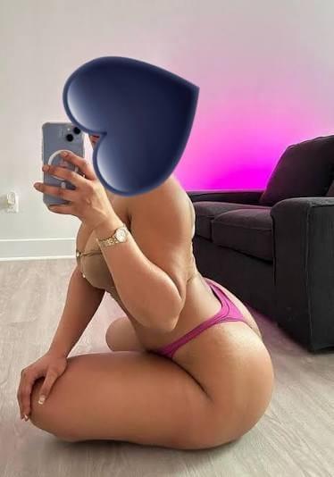 GENUINE LIVE CAM SHOW