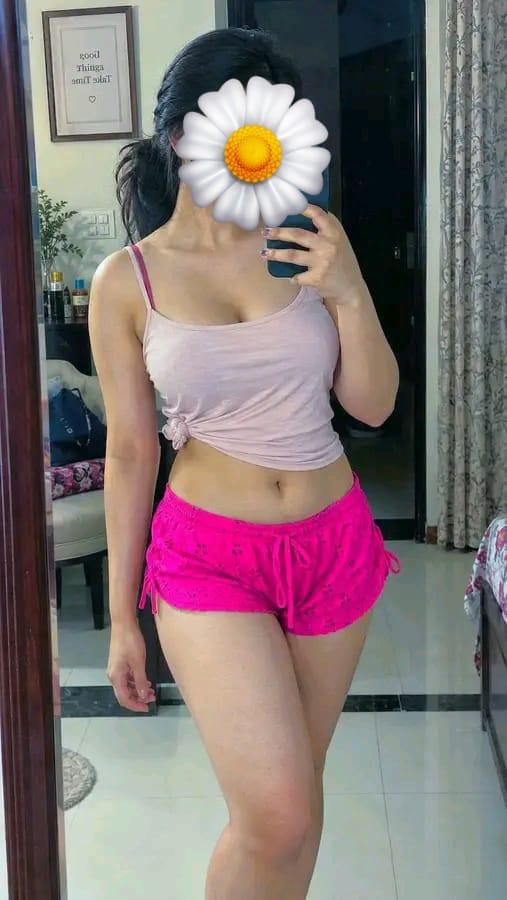 Cute Girl Real Cam service Cupule show & Single girl cam show available